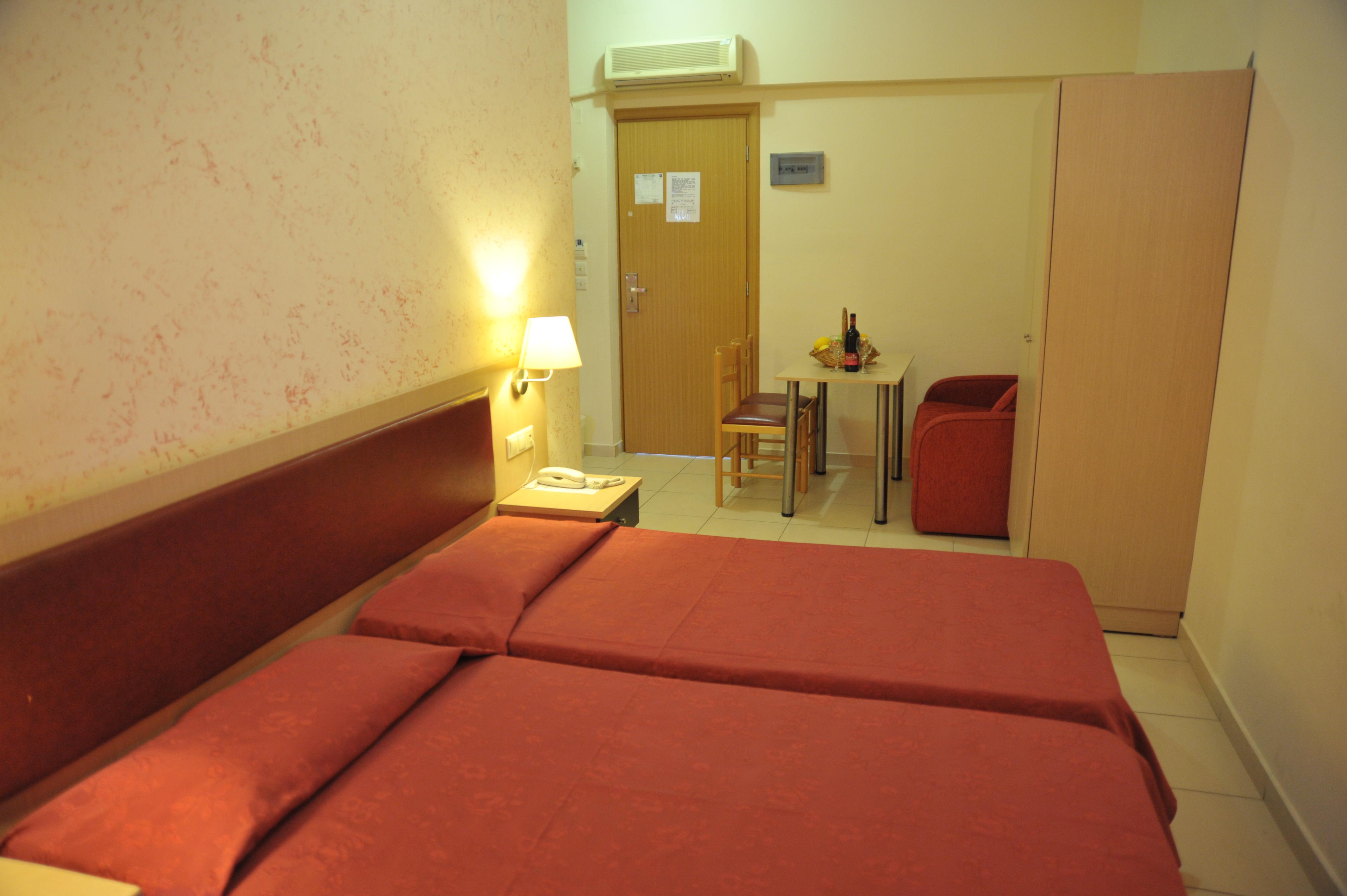 Anseli Hotel Кремасти Экстерьер фото