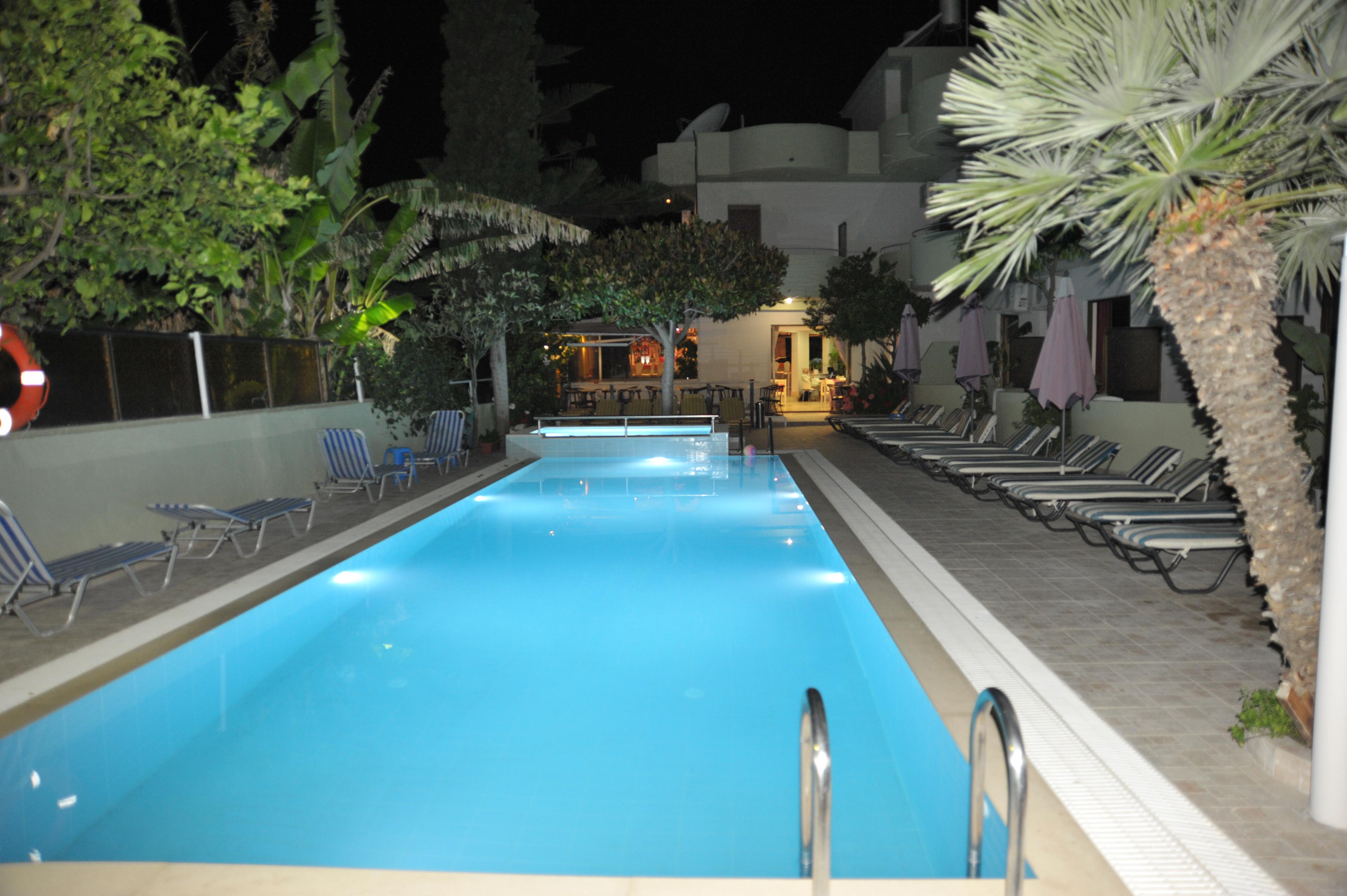 Anseli Hotel Кремасти Экстерьер фото