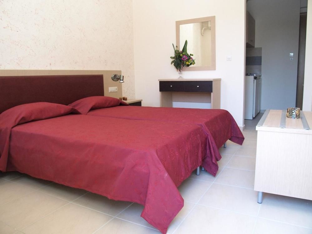 Anseli Hotel Кремасти Экстерьер фото