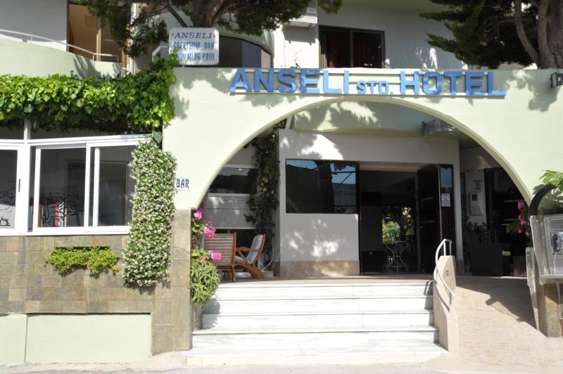 Anseli Hotel Кремасти Экстерьер фото